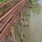 Tangkapan layar video sevbuah bangunan di Pantai Jalan Lingkar