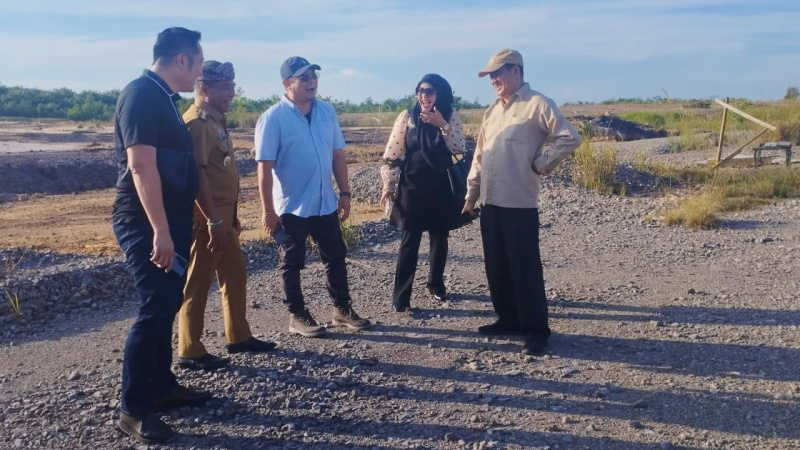 Gubernur Kaltara. DR (HC) H Zainal A Paliwang, M.Hum meninjau lokasi pembangunan RSUD Tanjung Selor pada bulan April lalu