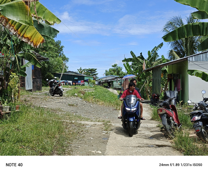 Salah satu akses masuk ke perkampungan di RT 26 Kelurahan Nunukan Barat. FOTO: BT.Com